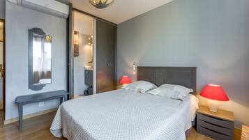 4 Schlafzimmer, Bügeleisen/Bügelbrett, kostenloses WLAN, Bettwäsche