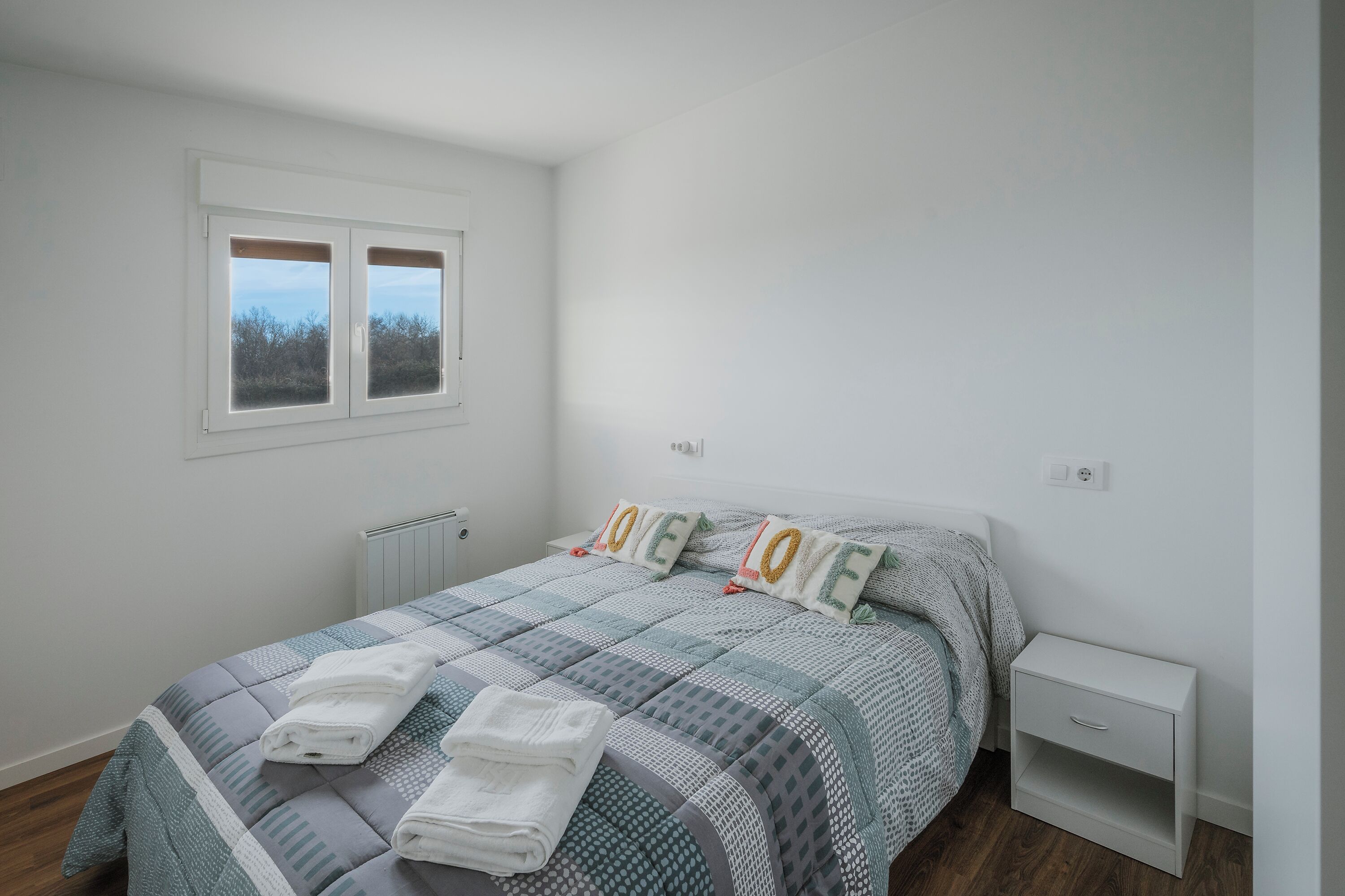 3 bedrooms, free WiFi, bed sheets