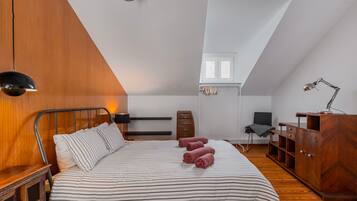 1 dormitorio, tabla de planchar con plancha, wifi gratis y ropa de cama