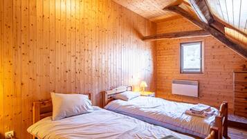 5 sovrum, strykjärn/strykbräda, gratis wi-fi och sängkläder