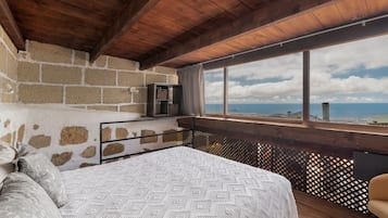 1 slaapkamer, een strijkplank/strijkijzer, gratis wifi, beddengoed