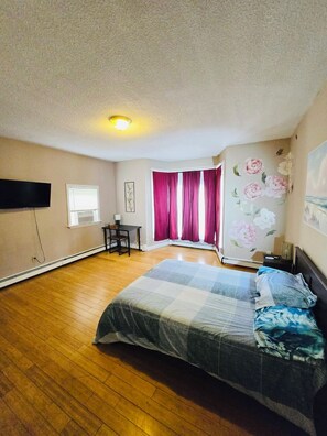 1 bedroom, WiFi - Nice spacious room near Whole Foods, Brown Univer. (Providence)