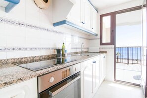 Wasserkocher mit Kaffee-/Teezubehör