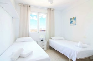 2 chambres, accès au Wi-Fi (inclus)