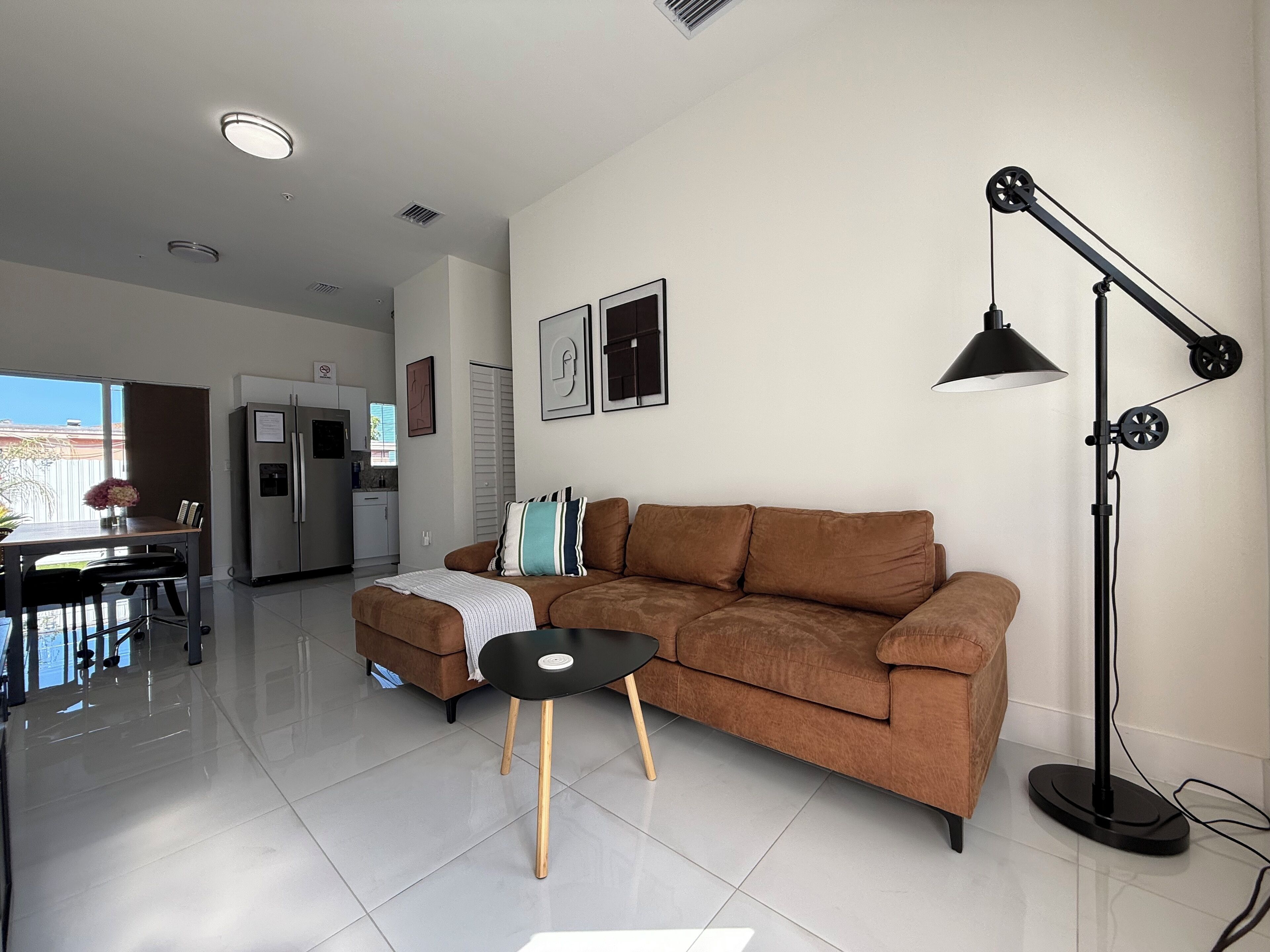 Smart-tv en een open haard