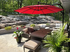 Terrace/patio - A Tranquil Escape for the entire family in the heart of the Thousand Islands (Rockport)