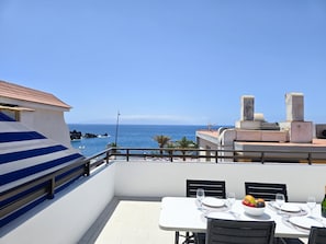 Outdoor dining - Arena Paradise (Puerto de Santiago)