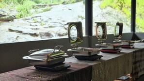 Daily buffet breakfast for a fee - Hong Sau Resort (Sakleshpur)