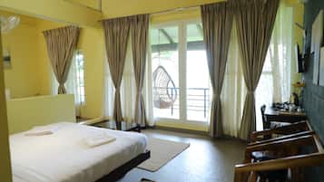 Luxury Villa, Garden View with Jacuzzi | Vistas al patio