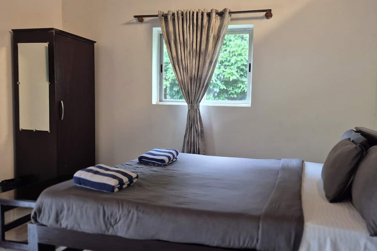 1 bedroom, in-room safe, blackout curtains, free WiFi