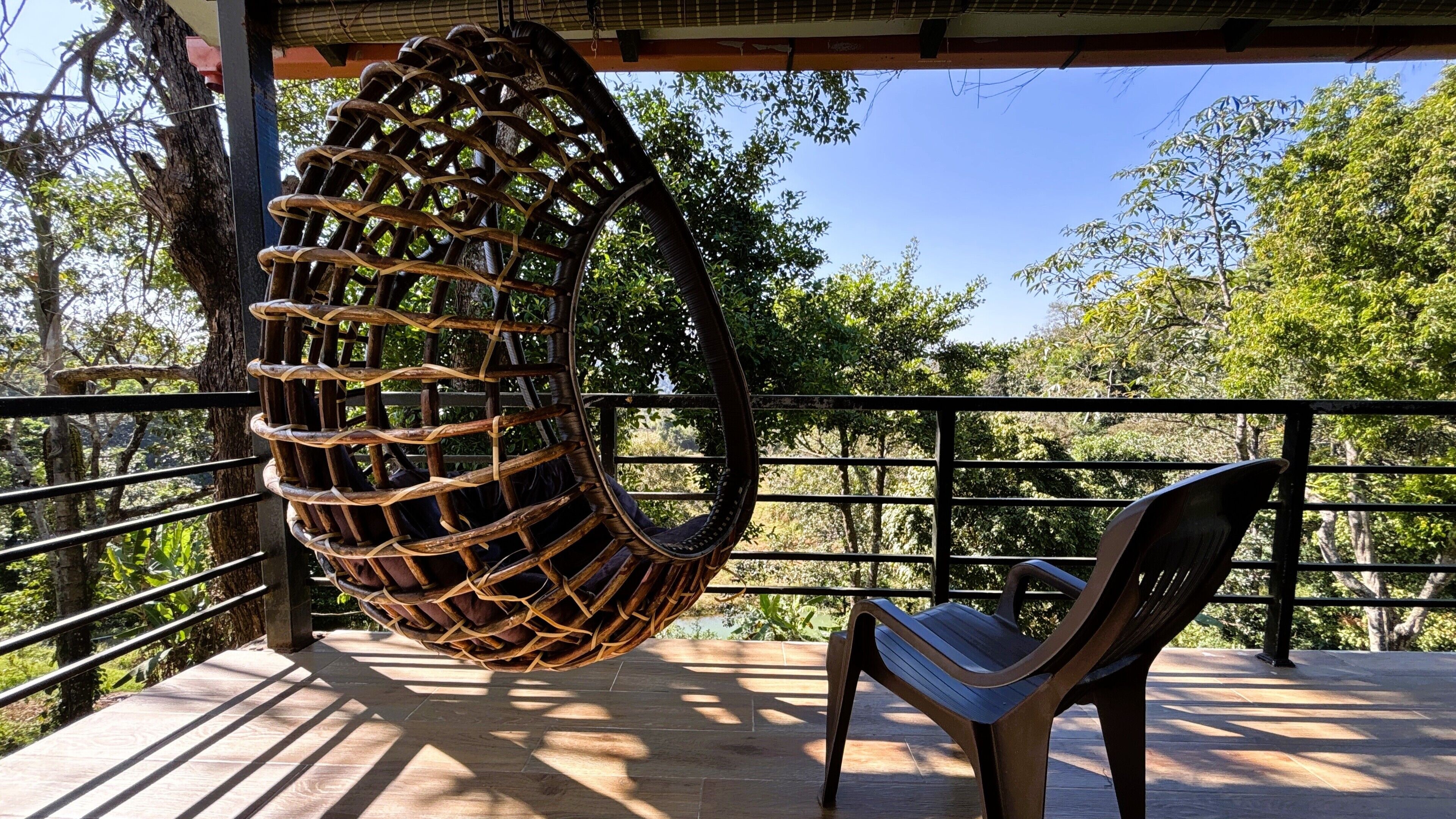 Luxury Villa, Garden View with Jacuzzi | Balcon