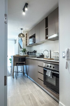 Private kitchen - Apartment walking distance to subway station and touristic neighborhoods (Santiago)