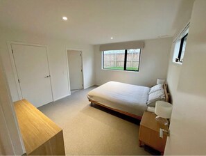 4 Schlafzimmer, WLAN, Bettwäsche