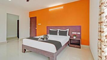 Deluxe Double Room, Balcony, City View | Desk, laptop workspace, free WiFi