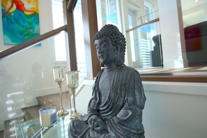 Interior - Christmas Magic in Coquitlam | Serene Zen Home • EV Charger • Mountain Trails (Coquitlam)