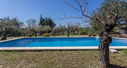 INNOUTHOME CASA RURAL CON PISCINA, BBQ, AA, WIFI_EL NOSTRE CANTIr