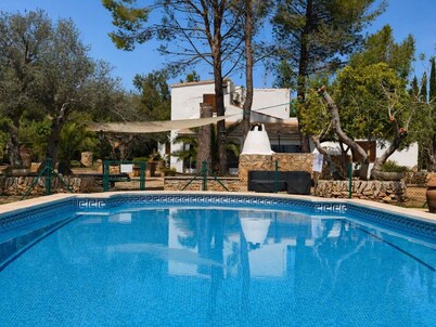 RURAL FAMILY HOUSE WITH POOL & AC – EL NOSTRE CANTIR