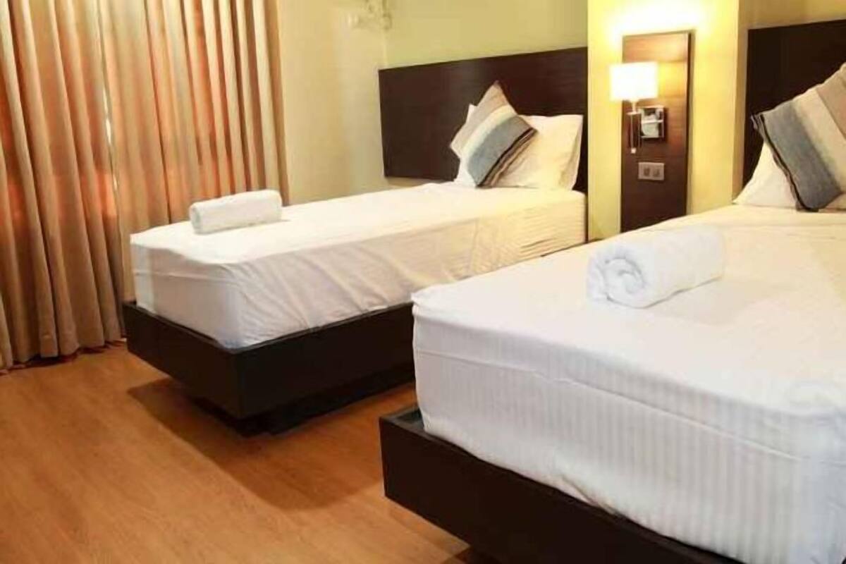 Luxe beddengoed, pillowtop-bedden, een bureau, gratis wifi