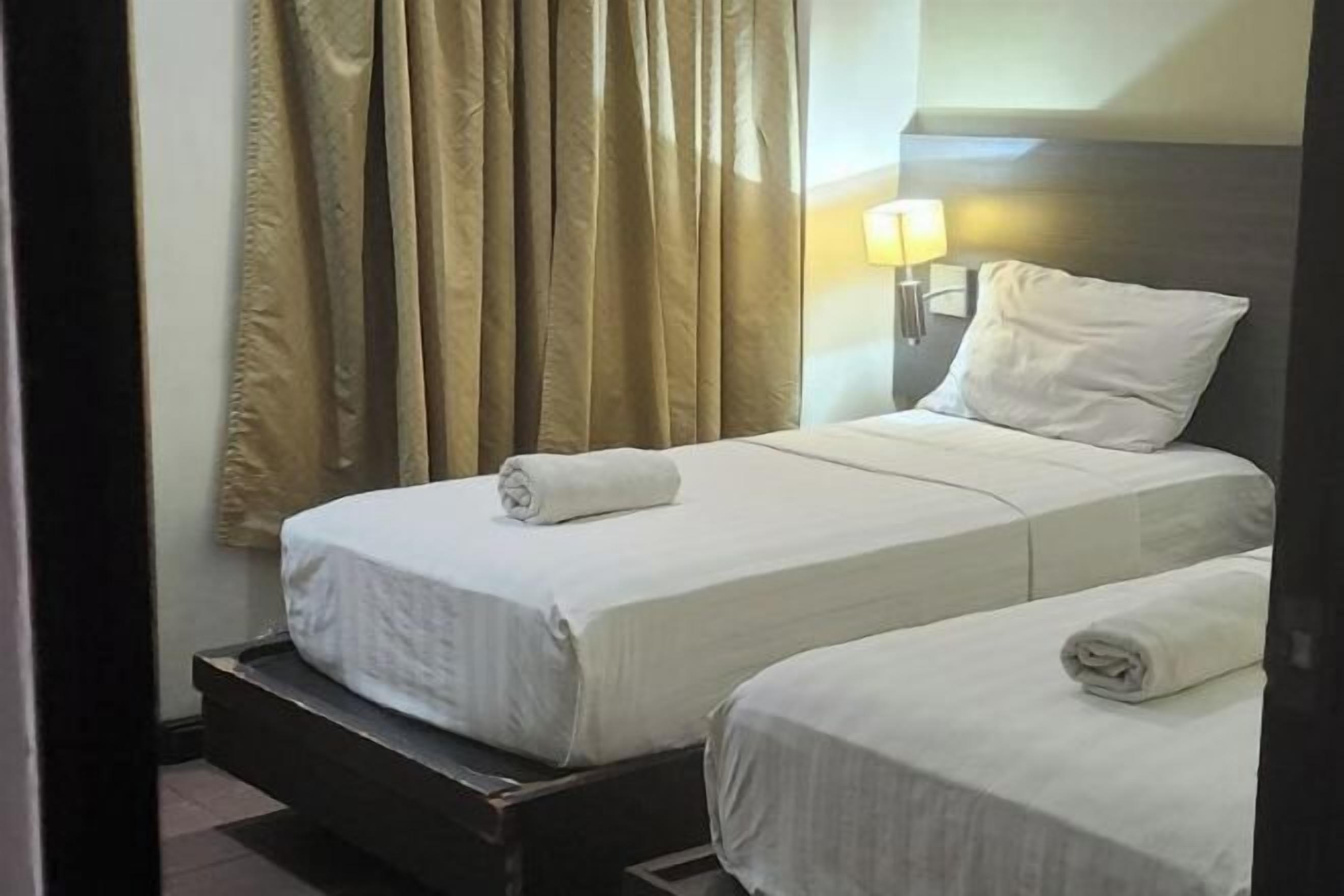 Literie de qualité supérieure, surmatelas, bureau, Wi-Fi gratuit