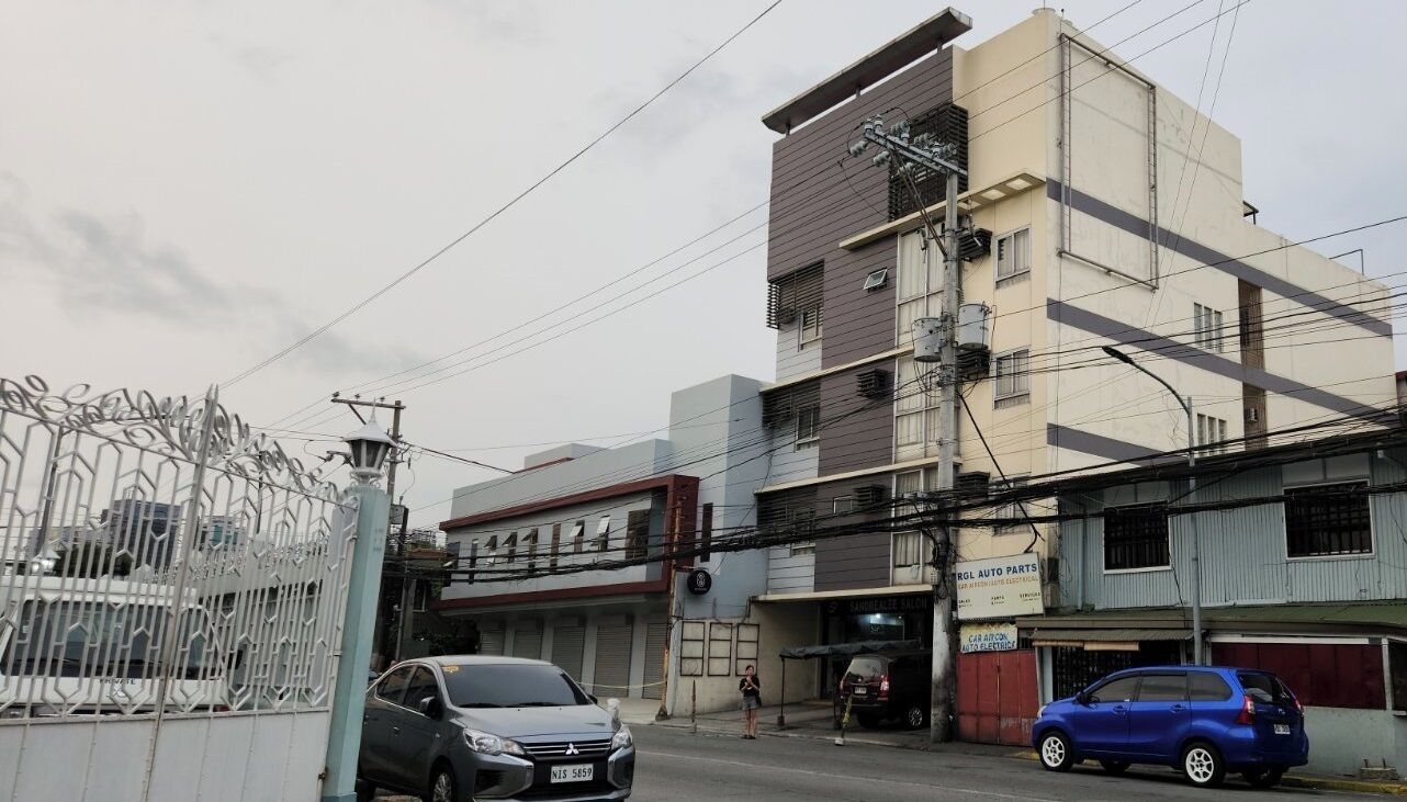 Photo - Lorenzzo Suites Hotel Makati