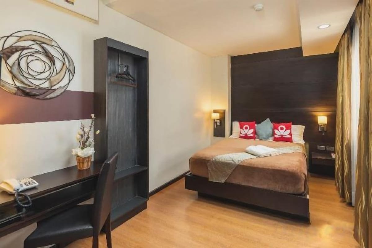 Premium bedding, pillow-top beds, desk, free WiFi
