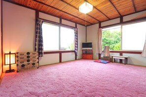 트래디셔널 트윈룸, 금연, 정원 전망 (2nd floor) | 무료 WiFi, 침대 시트