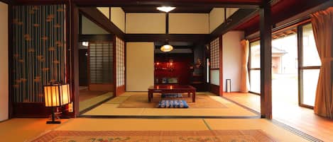 Traditional Villa, Non Smoking, Garden View | 1 bilik tidur, Wi-fi percuma, cadar katil