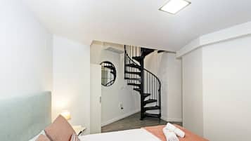 3 chambres, fer et planche à repasser, accès Internet, draps fournis