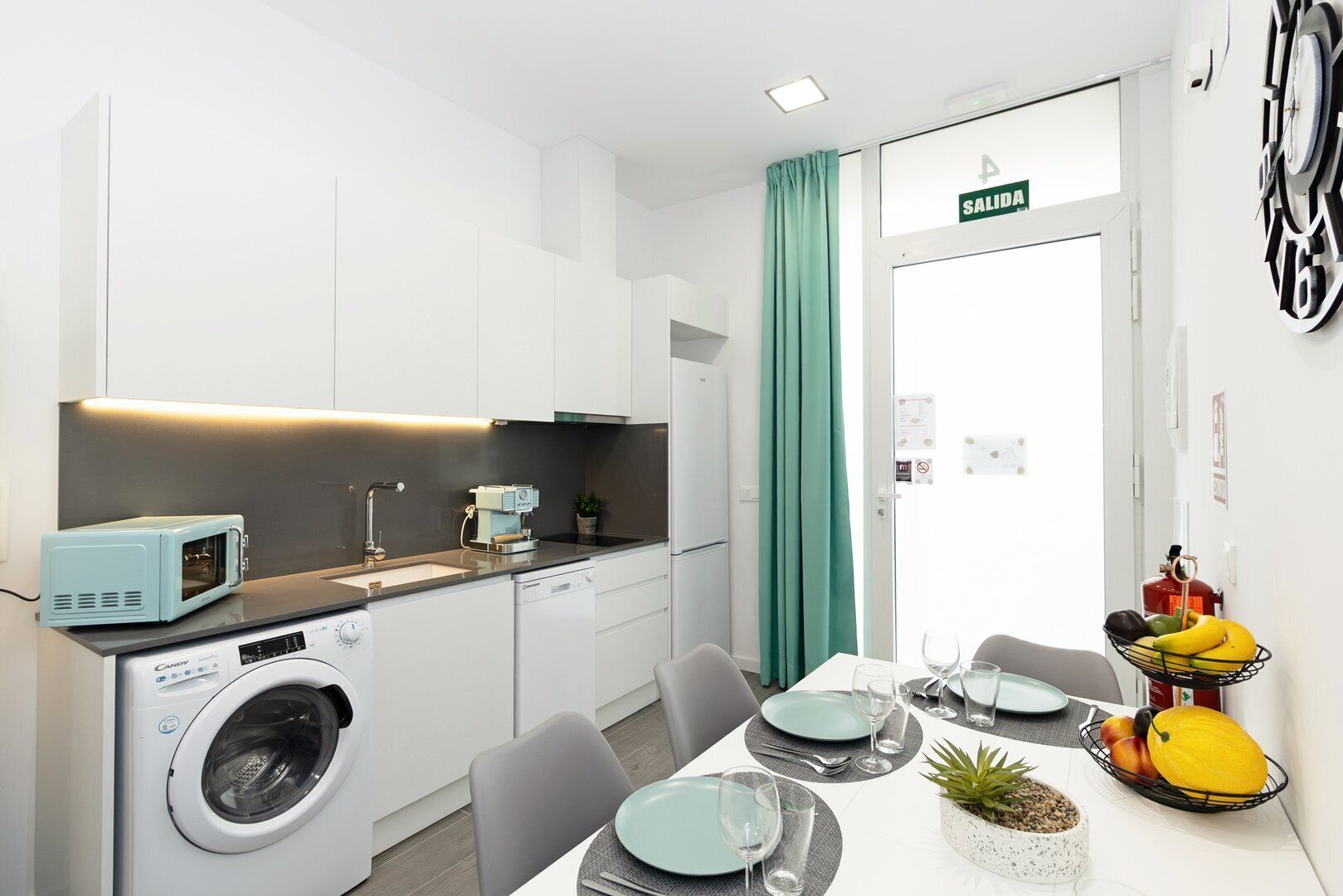 Fridge, microwave, dishwasher, coffee/tea maker