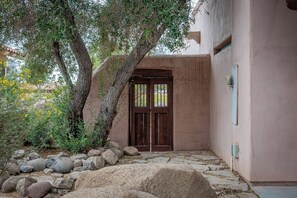 Exterior detail - Spanish Rose Casa-Solara (Yuma)