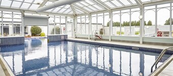 Luxury 2 Bedroom van  linen included Pets go Free