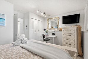 2 bedrooms, iron/ironing board, WiFi, bed sheets