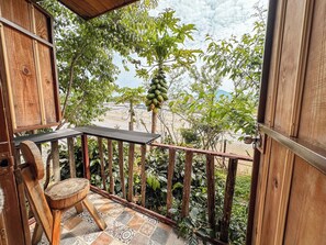 Bungalow – romantic, hageutsikt | Terrasse/patio