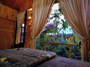 Deluxe Bungalow, Mountain View | 1 bedroom, individually decorated, individually furnished, desk - September Garden (Da Lat)