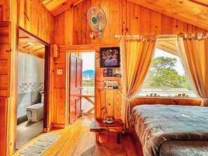 Comfort Bungalow, Mountain View | 1 bedroom, individually decorated, individually furnished, desk - September Garden (Da Lat)