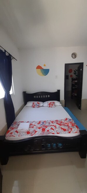 3 bedrooms, free WiFi, bed sheets - Furnished studio apartment 7 blocks from the sea and 5 minutes from the Rodadero Santa Marta (Gaira)