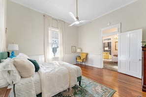 3 bedrooms, iron/ironing board, travel crib, WiFi