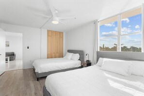 公寓, 陽台, 海灣景觀 | 1 間臥室、免費無線上網