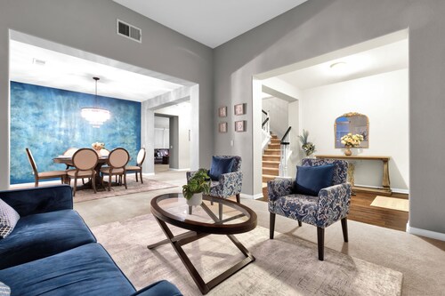 Spacious 5-bedroom house in welcoming Wildomar