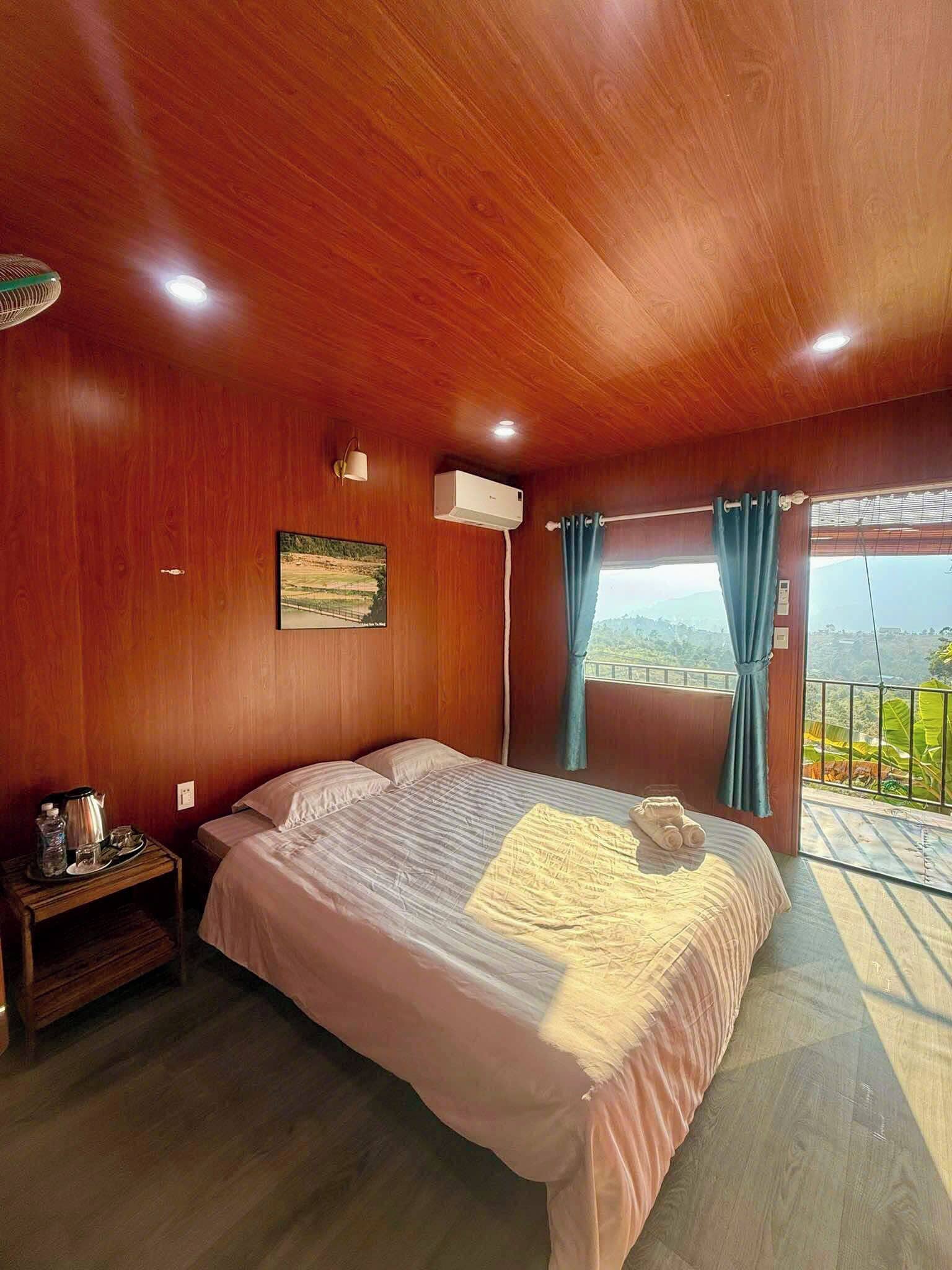 Double Room, Balcony, Mountain View | Blackout curtains, iron/ironing board, free WiFi
