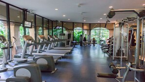 A gym with treadmills, weight machines, and benches. - Luxury 3BR Villa for Christmas Week – Relax & Unwind in Nayarit! (Nuevo Nayarit)