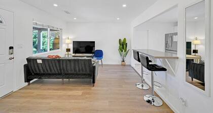 CozyStay in Central Silicon Valley w/ Parkings, Wifi & AC, next to techs