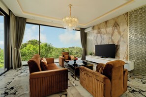 วิลล่า, 4 ห้องนอน, สระว่ายน้ำส่วนตัว | บริเวณนั่งเล่น | ทีวีจอแอลซีดี 44 นิ้ว พร้อมช่องเคเบิล