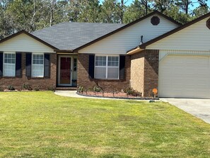 Exterior - Cozy Stay in Hephzibah, GA (Hephzibah)