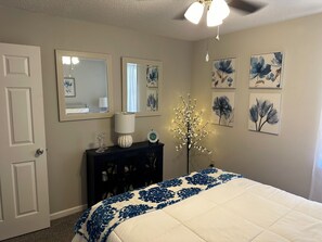 4 bedrooms, iron/ironing board, WiFi, bed sheets