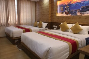 Deluxe Twin Room | Desk, free WiFi - Kasthamandap Inn Hotel (Kathmandu)