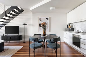 Apartment, 2 Bedrooms, Balcony | Private kitchen