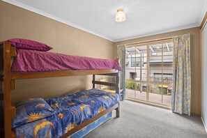 4 bedrooms