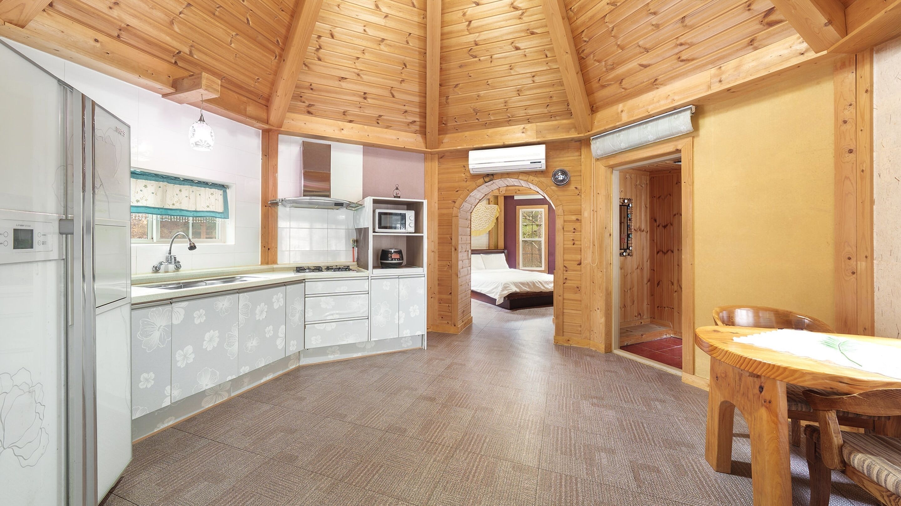 Basic Room, 1 Bedroom (Deluxe 1 (Pet, BBQ, Terrace, Spa)) | 1 bedroom, free WiFi