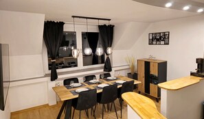 Dining - Stylish 80 sqm apartment in the heart of the Ruhr area (Bochum)